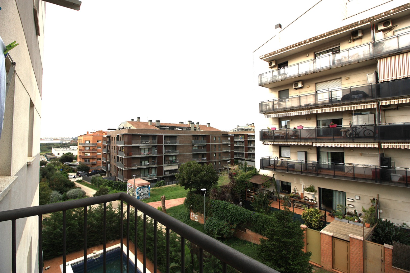 MAGNÍFICO PISO CON PARKING Y TRASTERO EN CAN CLOS-PINETONS