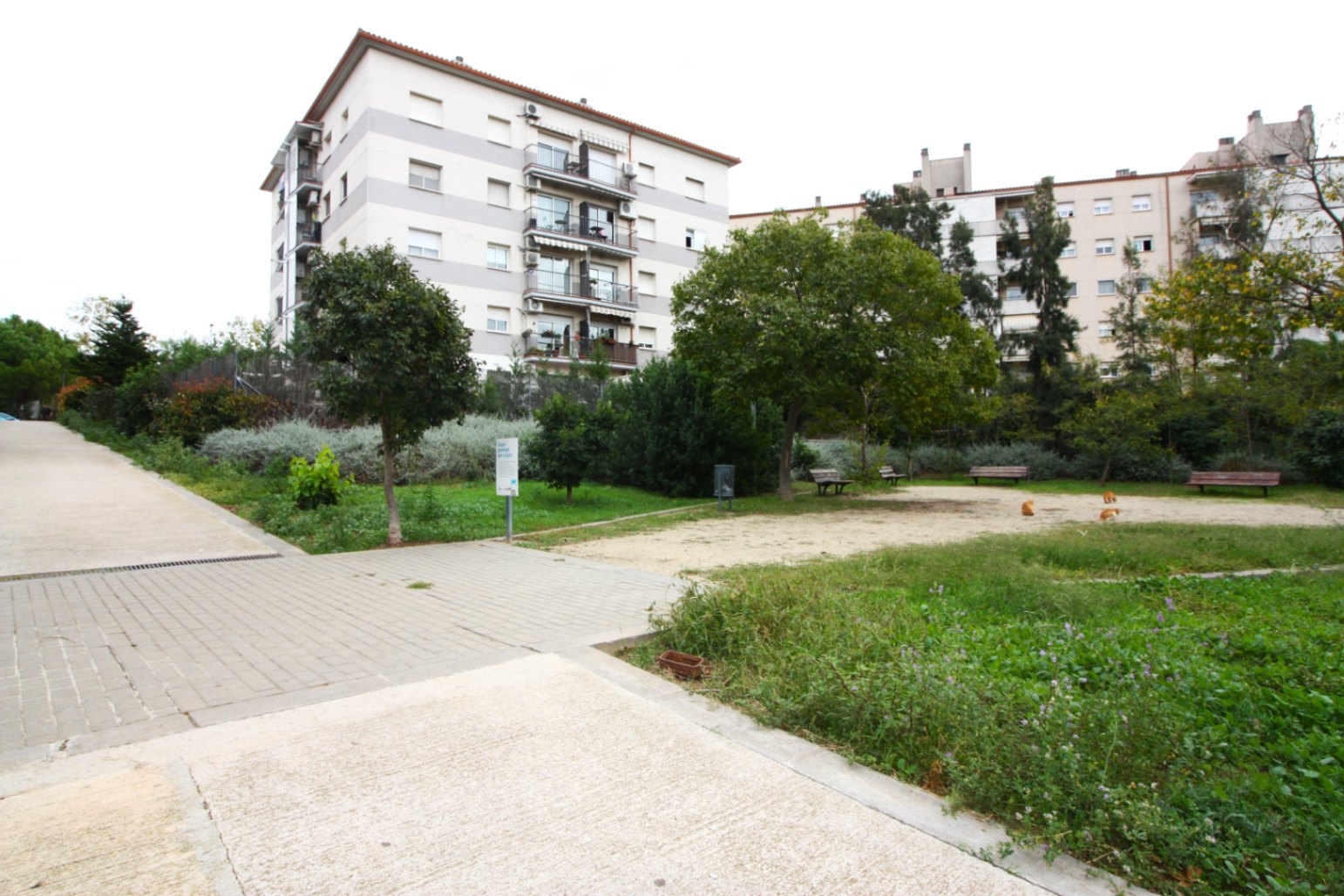 MAGNÍFICO PISO CON PARKING Y TRASTERO EN CAN CLOS-PINETONS