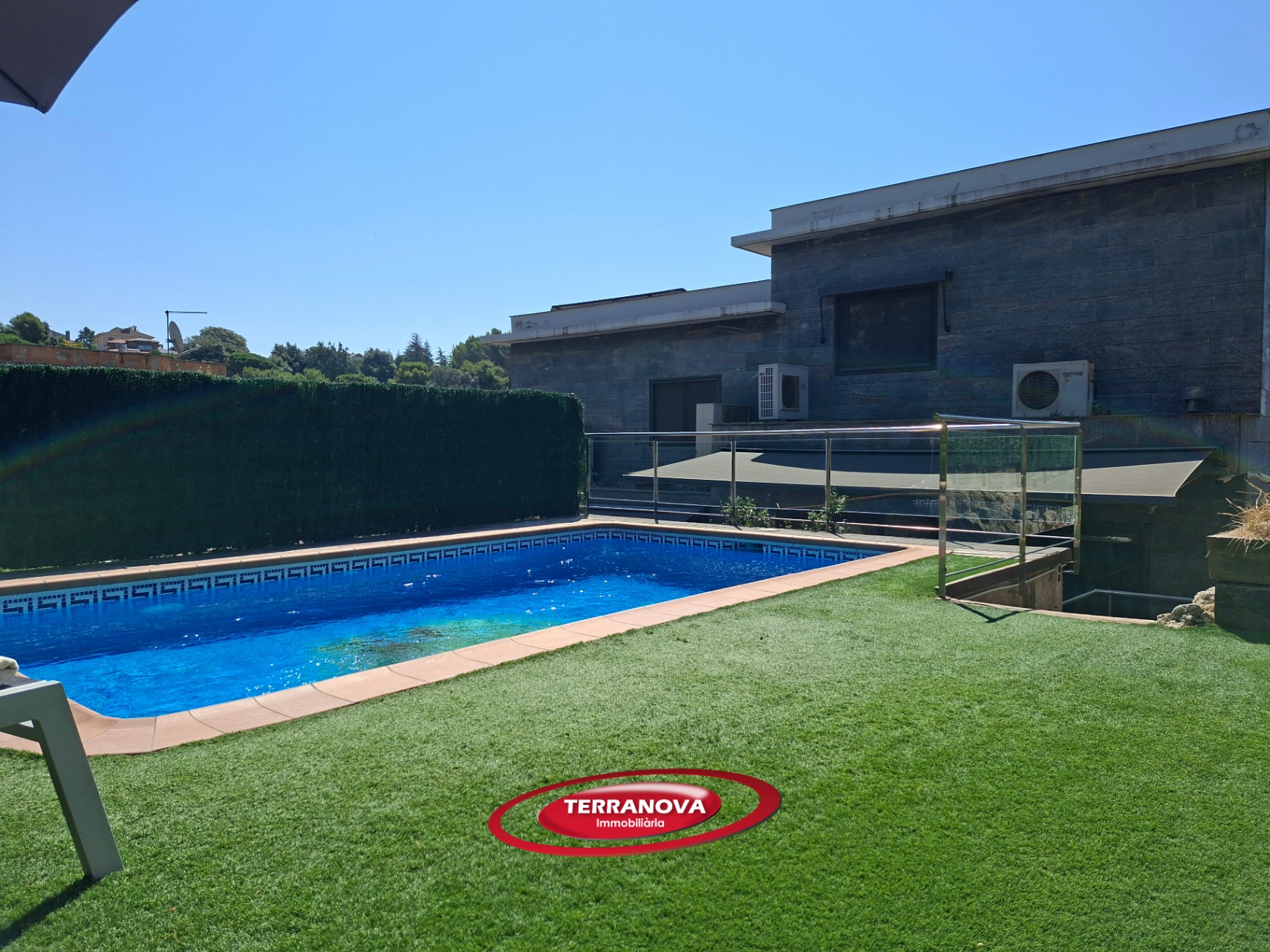 ESTUPENDA CASA PAREADA A 3 VIENTOS CON PISCINA PRIVADA