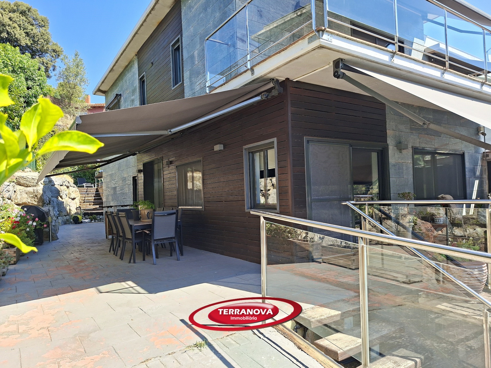 ESTUPENDA CASA PAREADA A 3 VIENTOS CON PISCINA PRIVADA