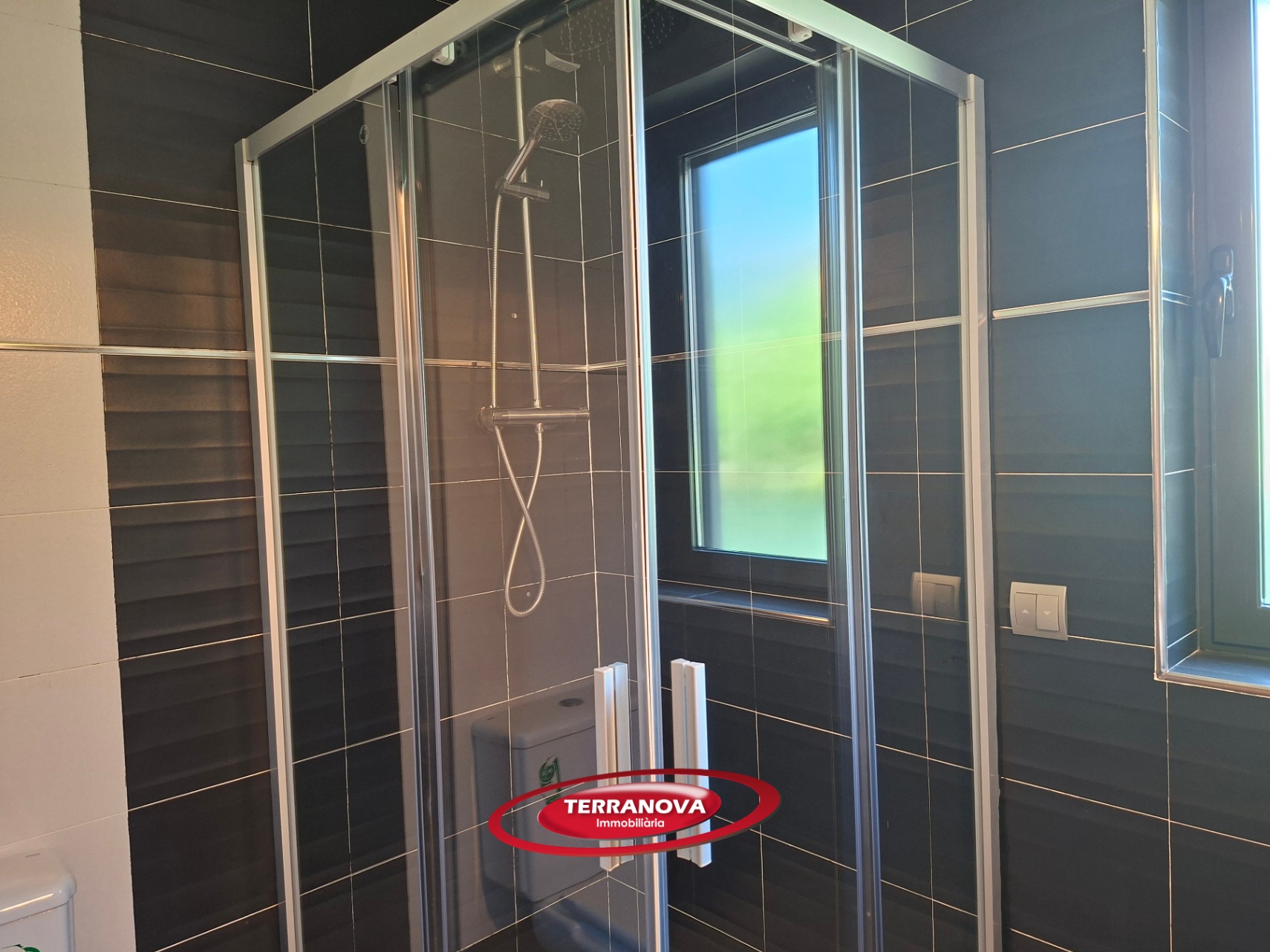 ESTUPENDA CASA PAREADA A 3 VIENTOS CON PISCINA PRIVADA