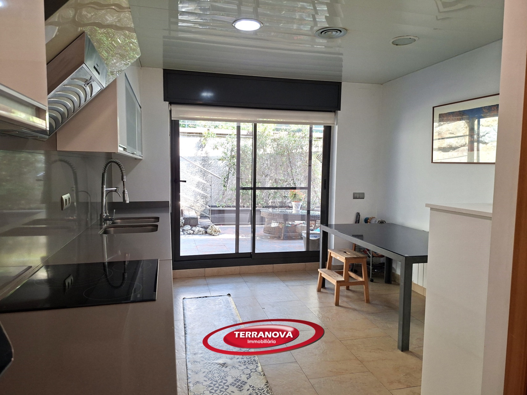ESTUPENDA CASA PAREADA A 3 VIENTOS CON PISCINA PRIVADA