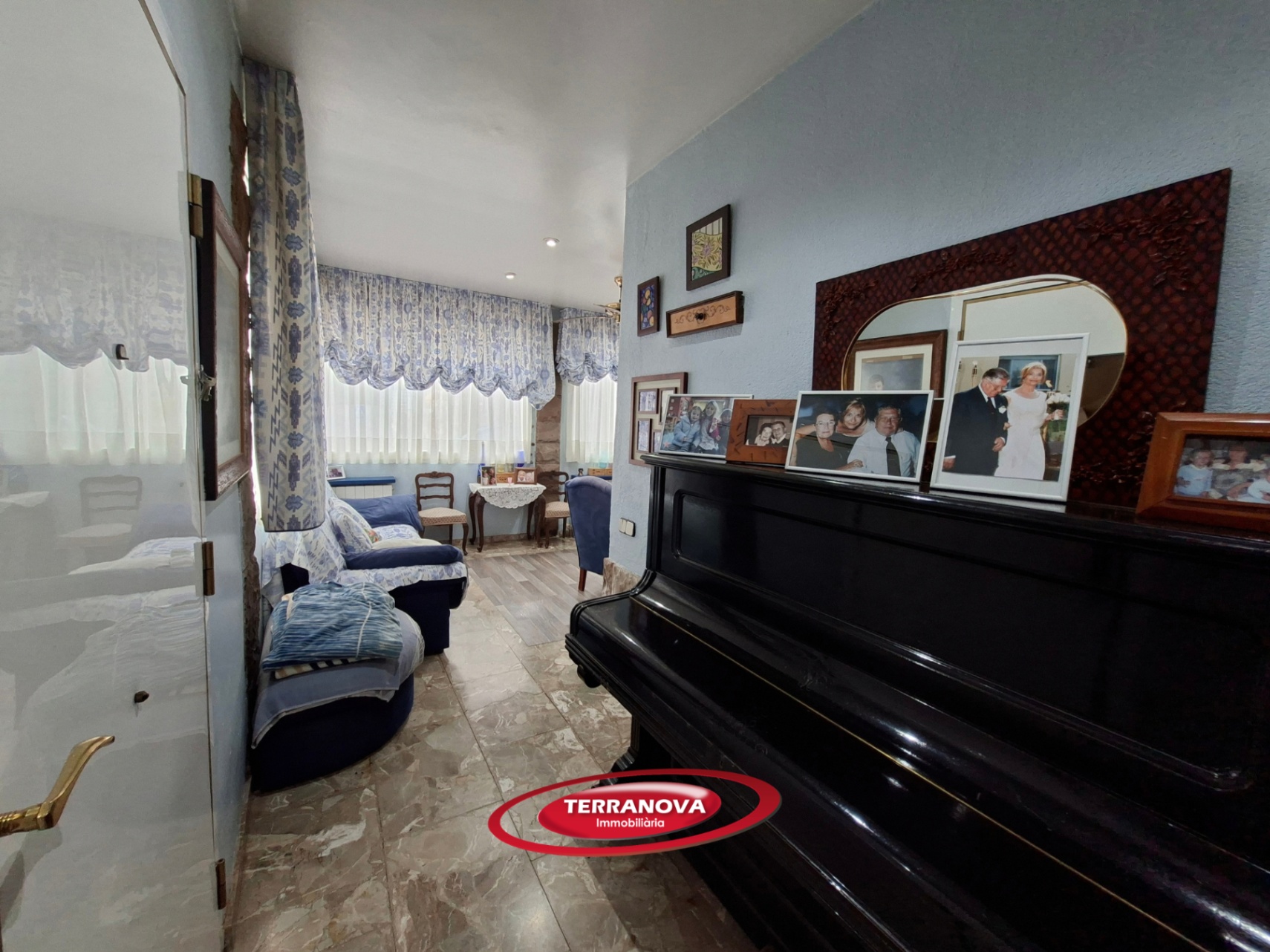 CASA EN UNA SOLA PLANTA CON GRAN PARCELA Y EXCELENTE UBICACIÓN
