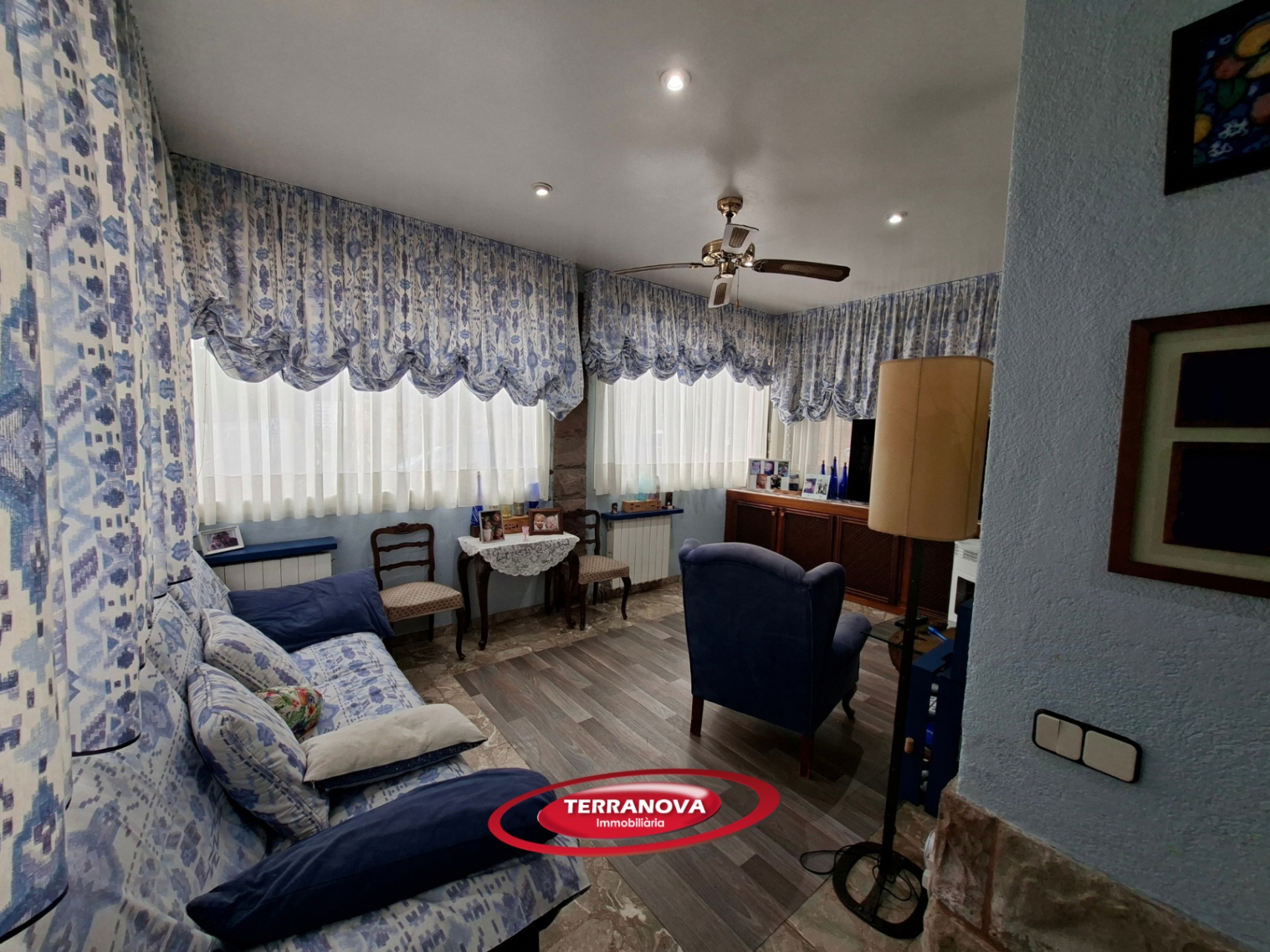 CASA EN UNA SOLA PLANTA CON GRAN PARCELA Y EXCELENTE UBICACIÓN
