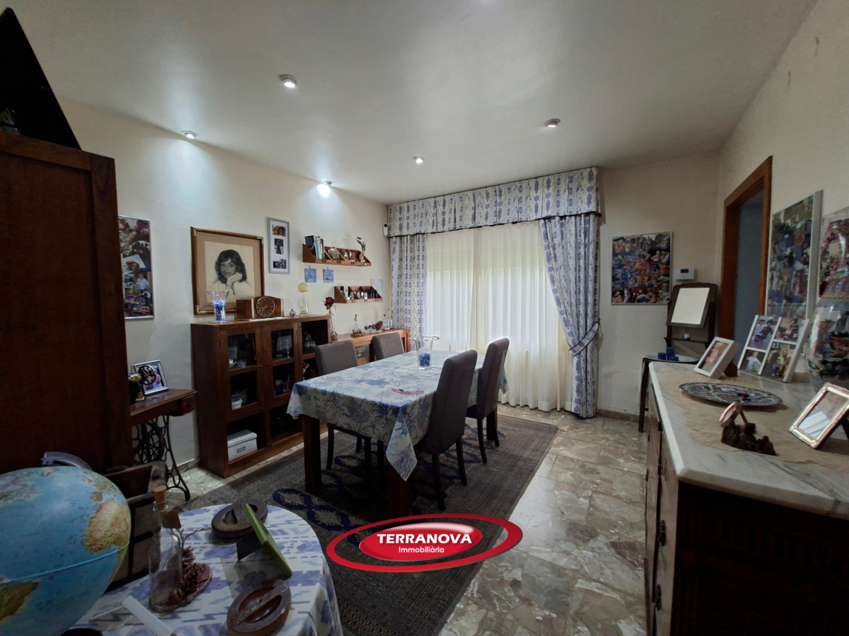 CASA EN UNA SOLA PLANTA CON GRAN PARCELA Y EXCELENTE UBICACIÓN