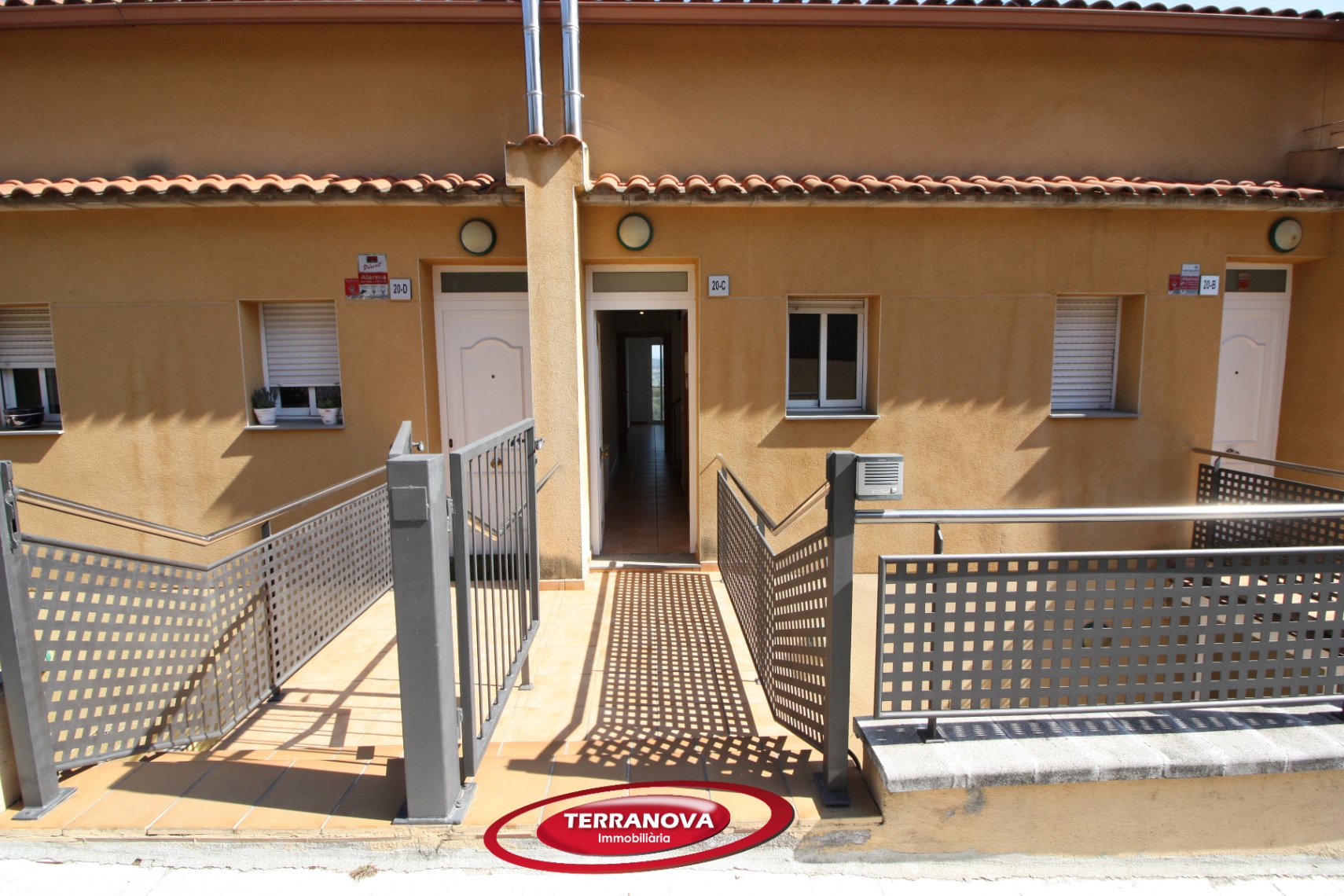 MAISON DE VILLE À LOUER