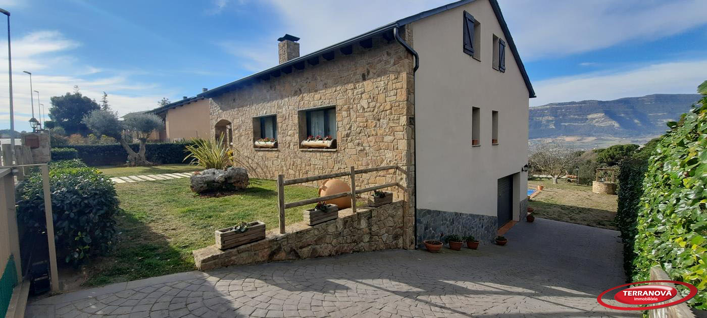 House for sale in Seva
