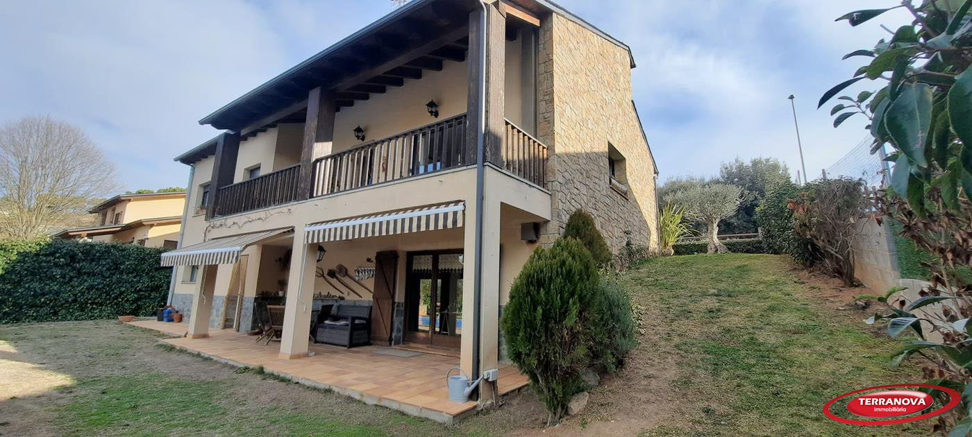 Casa a la venta en Seva - El Montanyá