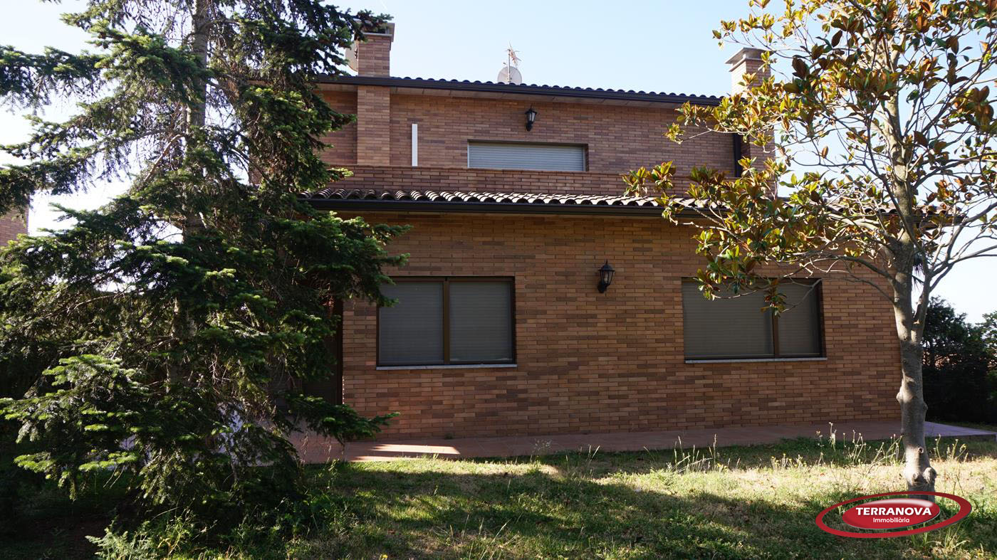 Casa en Venta en L'Ametlla del Vallés (El Serrat)
